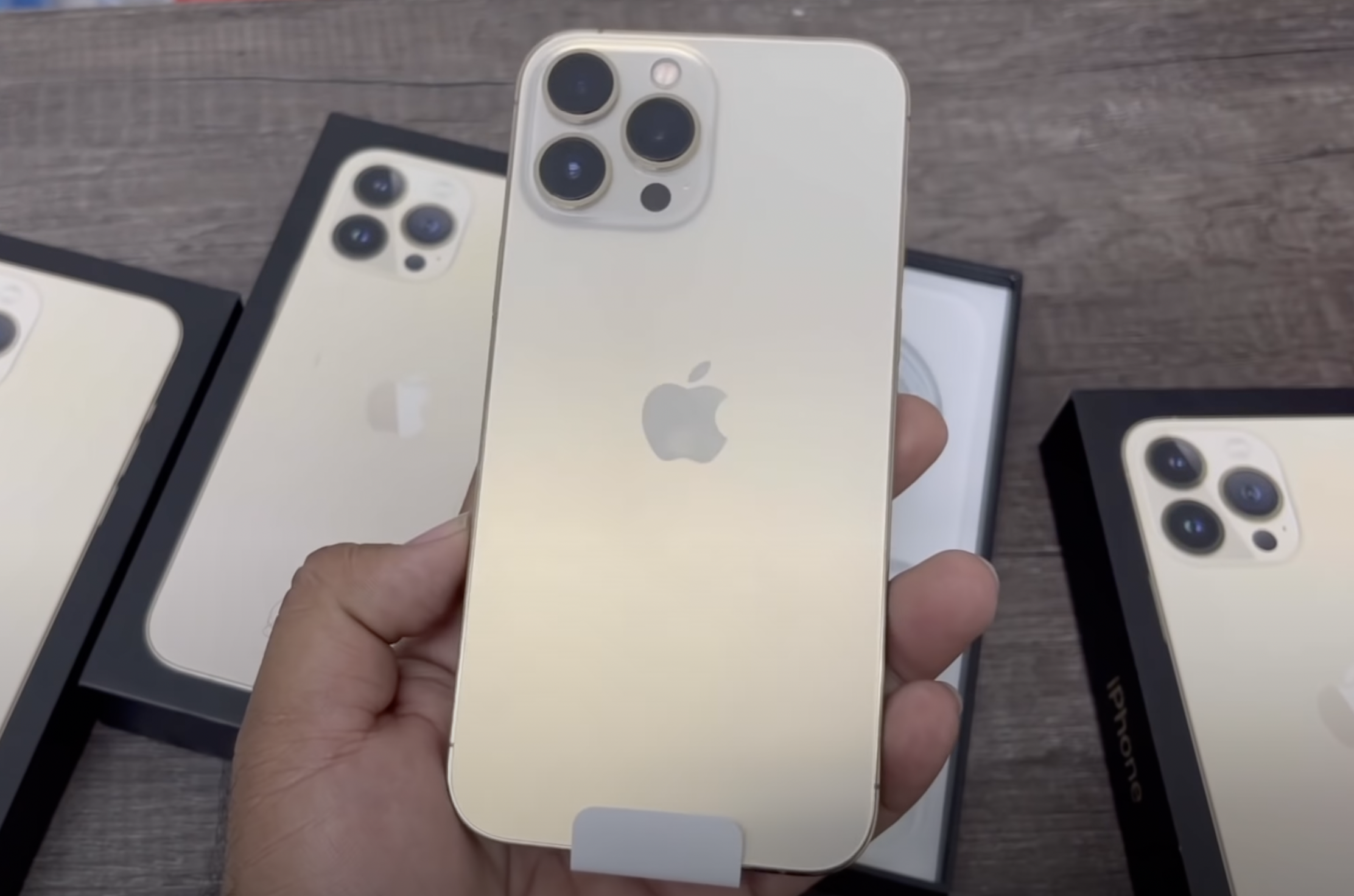 Here's The First iPhone 13 Pro Max Unboxing - Curated Culture